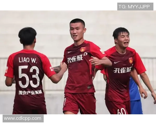 重庆足球队强势领跑冠军赛积分榜以52分稳居第一位置